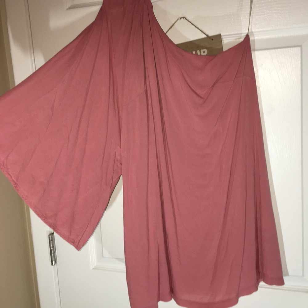 one shoulder top